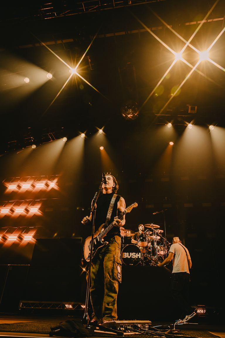 Bush performing live at AEC Theatre in Adelaide